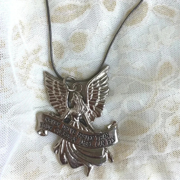 NWT Guardian Angel Silverplated Charm Pendant with 16" Branded Chain Necklace - Picture 8 of 10